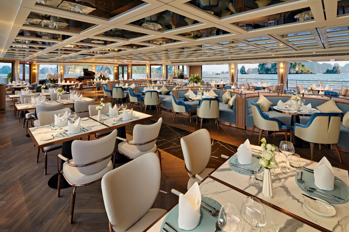 Dining by the Bay_03