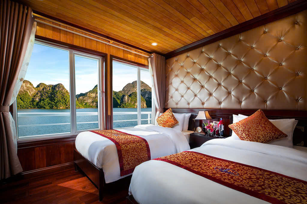 Lavender Elegend Halong Overnight Cruise