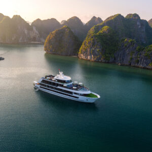 Du thuyền ngủ đêm 5 sao Vịnh Lan Hạ 2n1d, 3n2d: Stella of the sea