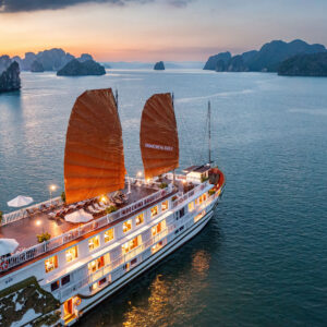 Du thuyền ngủ đêm 4 sao Vịnh Hạ Long: indochina sails tour 2n1d, 3n2d