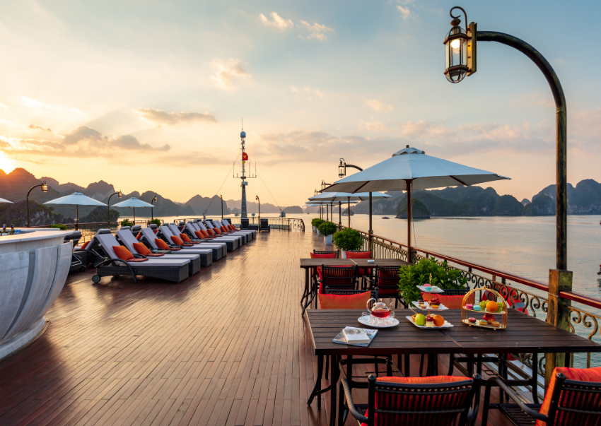 Indochine Cruise Sundeck (1)