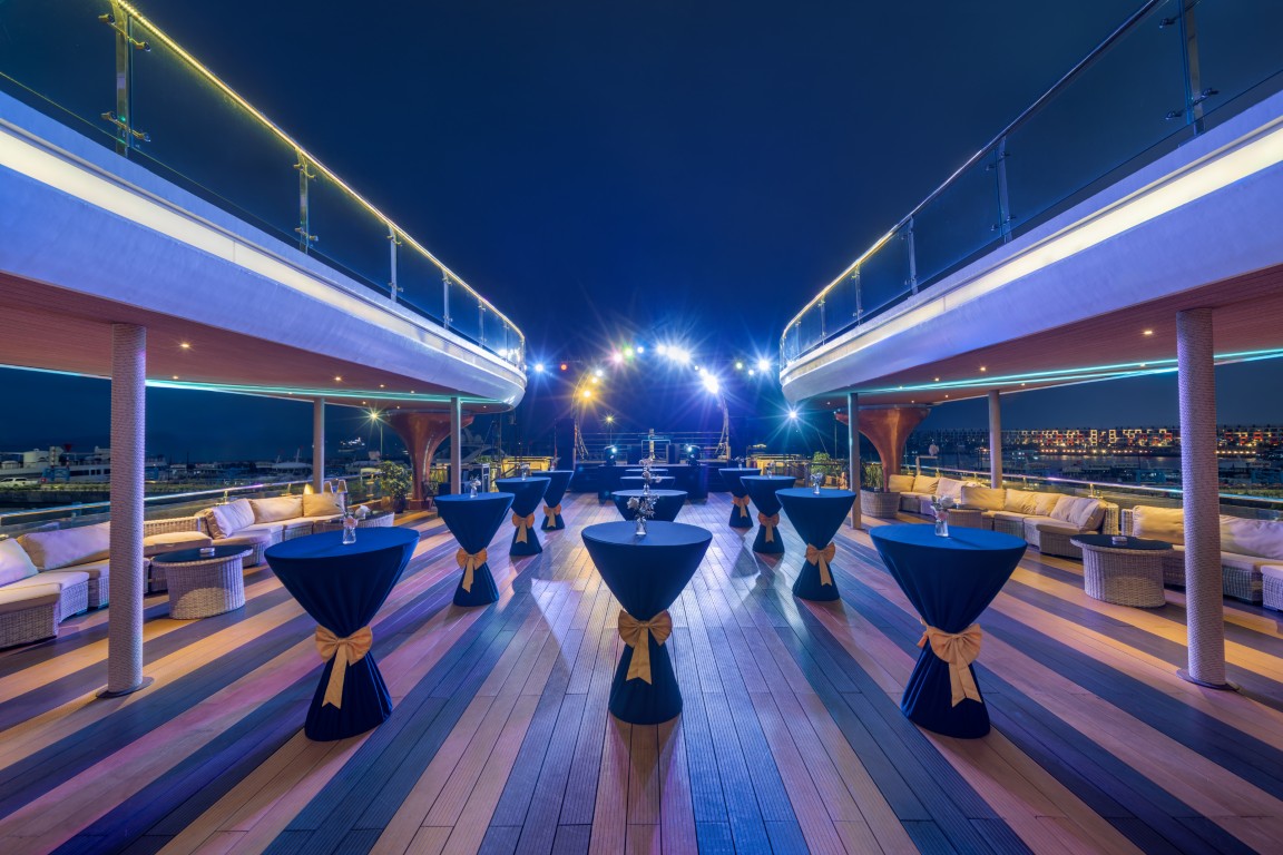 Luna Hạ Long Cruise