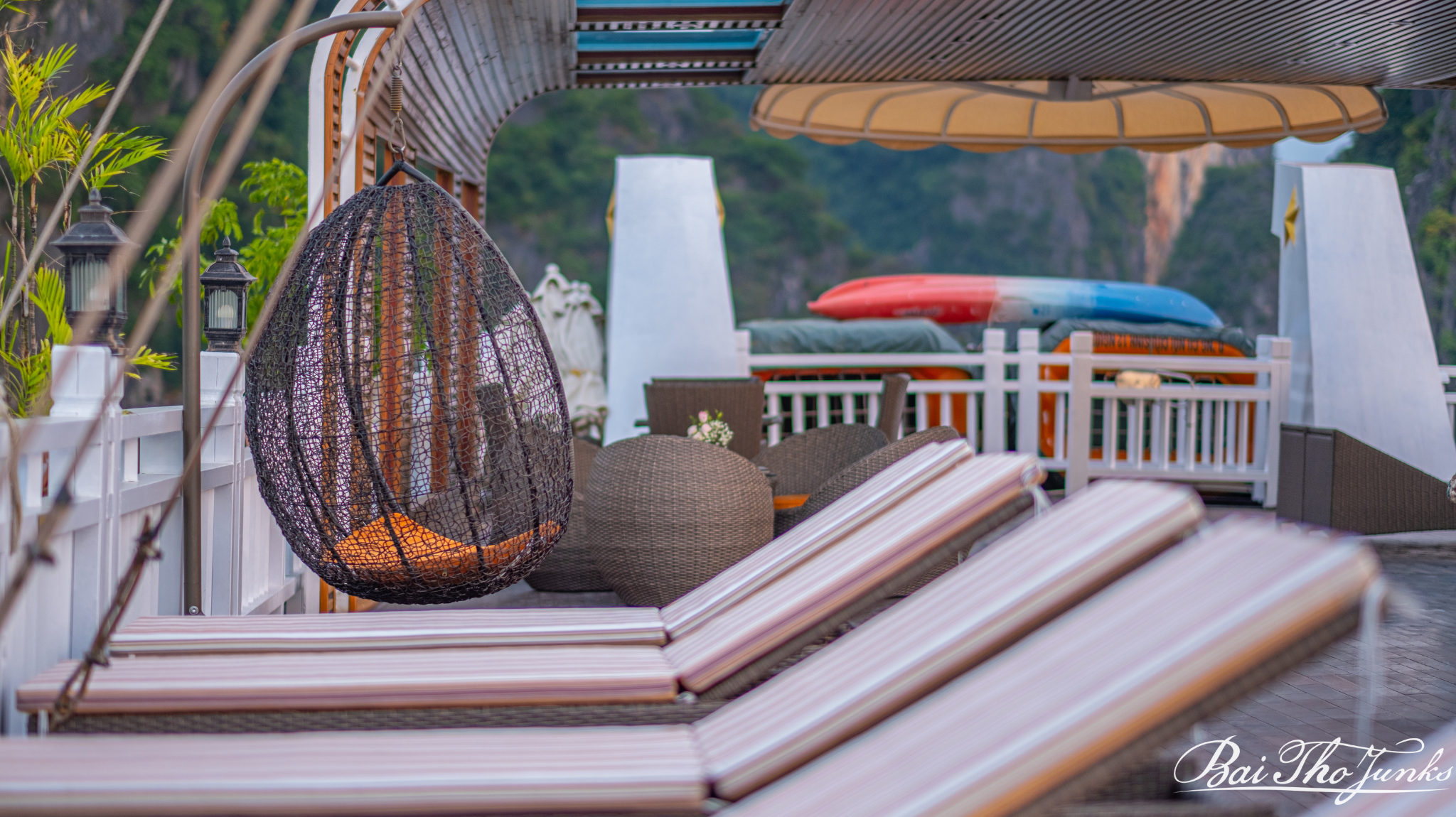 Victory Star Cruise - Sundeck