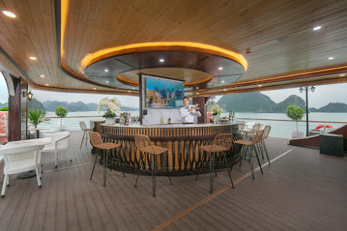 Du Yên Cruise - Du thuyền 5 , 5 sao ngủ đêm Vịnh hạ Long, Lan hạ
