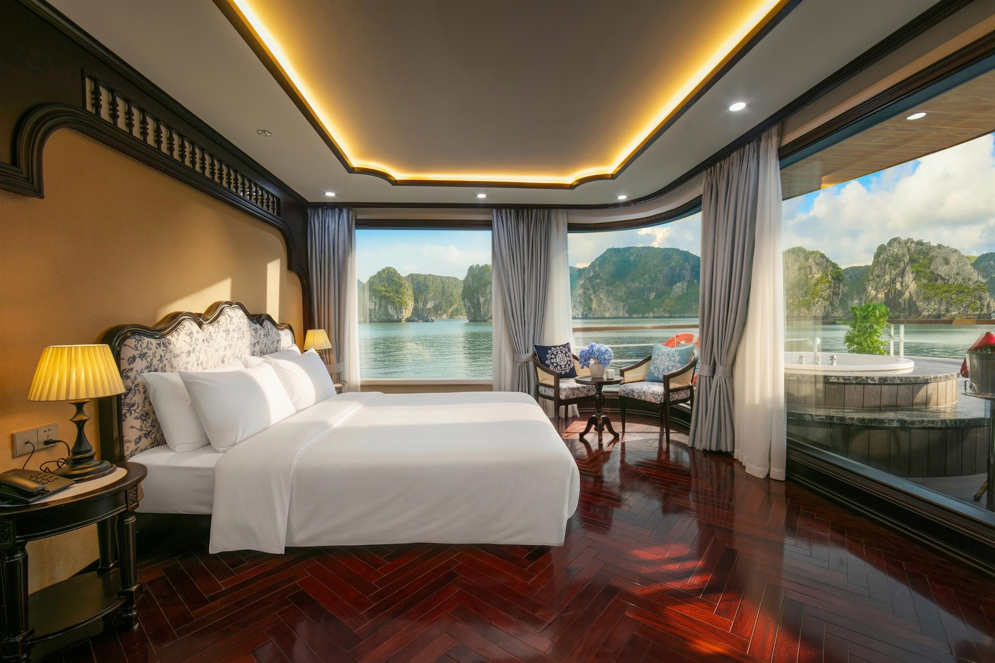 Du Yên Cruise - Du thuyền 5 , 5 sao ngủ đêm Vịnh hạ Long, Lan hạ