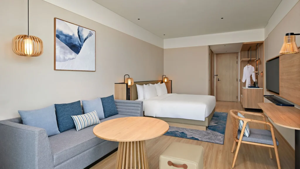 Khách sạn 5 sao Hyatt trung tâm bãi Cháy