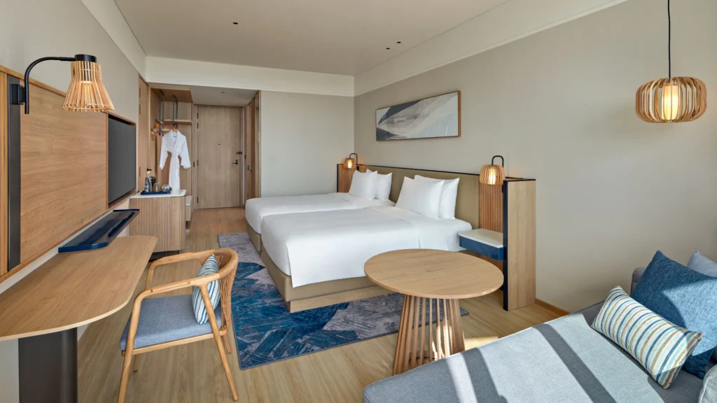 Phòng nghỉ khách sạn Hyatt 5 sao bãi cháy, hạ long