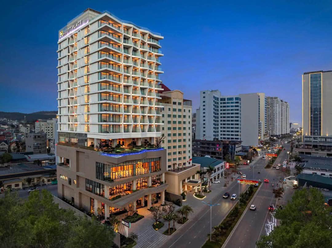 Hyatt Ha Long 5 Star Hotel Khách sạn 5 sao Hyatt trung tâm bãi Cháy