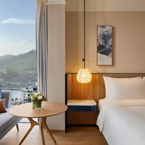 Khách sạn 5 sao Hyatt trung tâm bãi Cháy