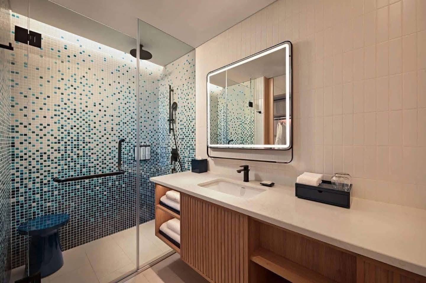 Hyatt Ha Long 5 Star Hotel Khách sạn 5 sao Hyatt trung tâm bãi Cháy