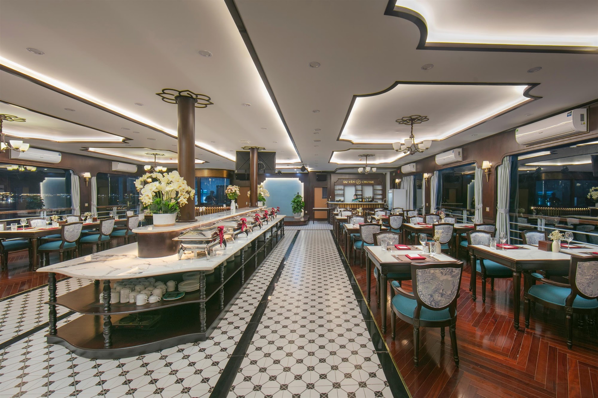 Du Yên Cruise - Du thuyền 5 , 5 sao ngủ đêm Vịnh hạ Long, Lan hạ ạ Long, Lan Ha Overnight 5,6 star cruise: 2n1d, 3n2d