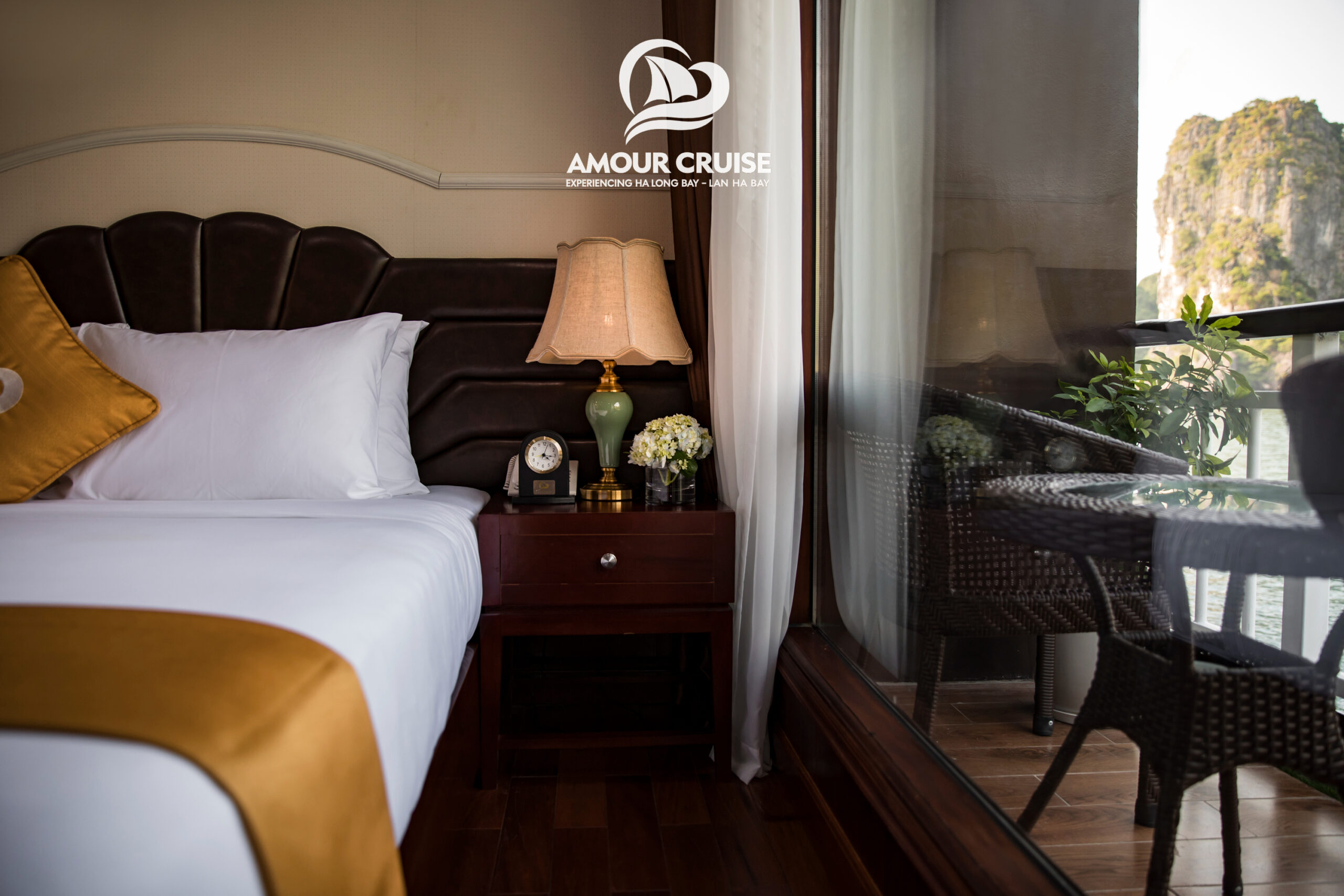 Amour Cruise ngủ đêm Hạ Long Lan Hạ Amour Cruise - Du thuyền 5 sao tour Vịnh Lan Hạ 2n1d, 3n2d