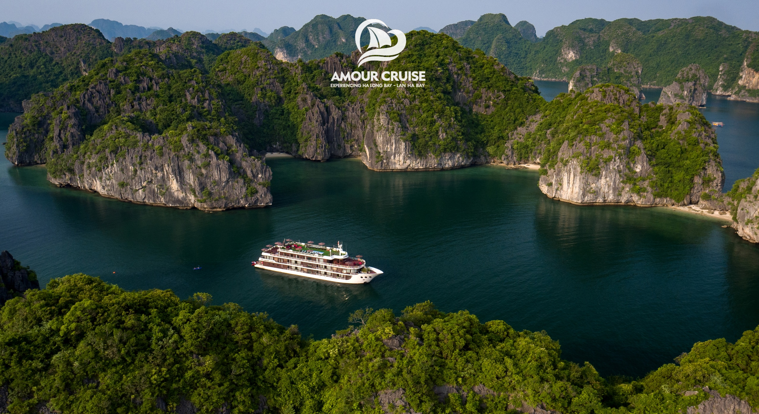 Amour Cruise ngủ đêm Hạ Long Lan Hạ Amour Cruise - Du thuyền 5 sao tour Vịnh Lan Hạ 2n1d, 3n2d