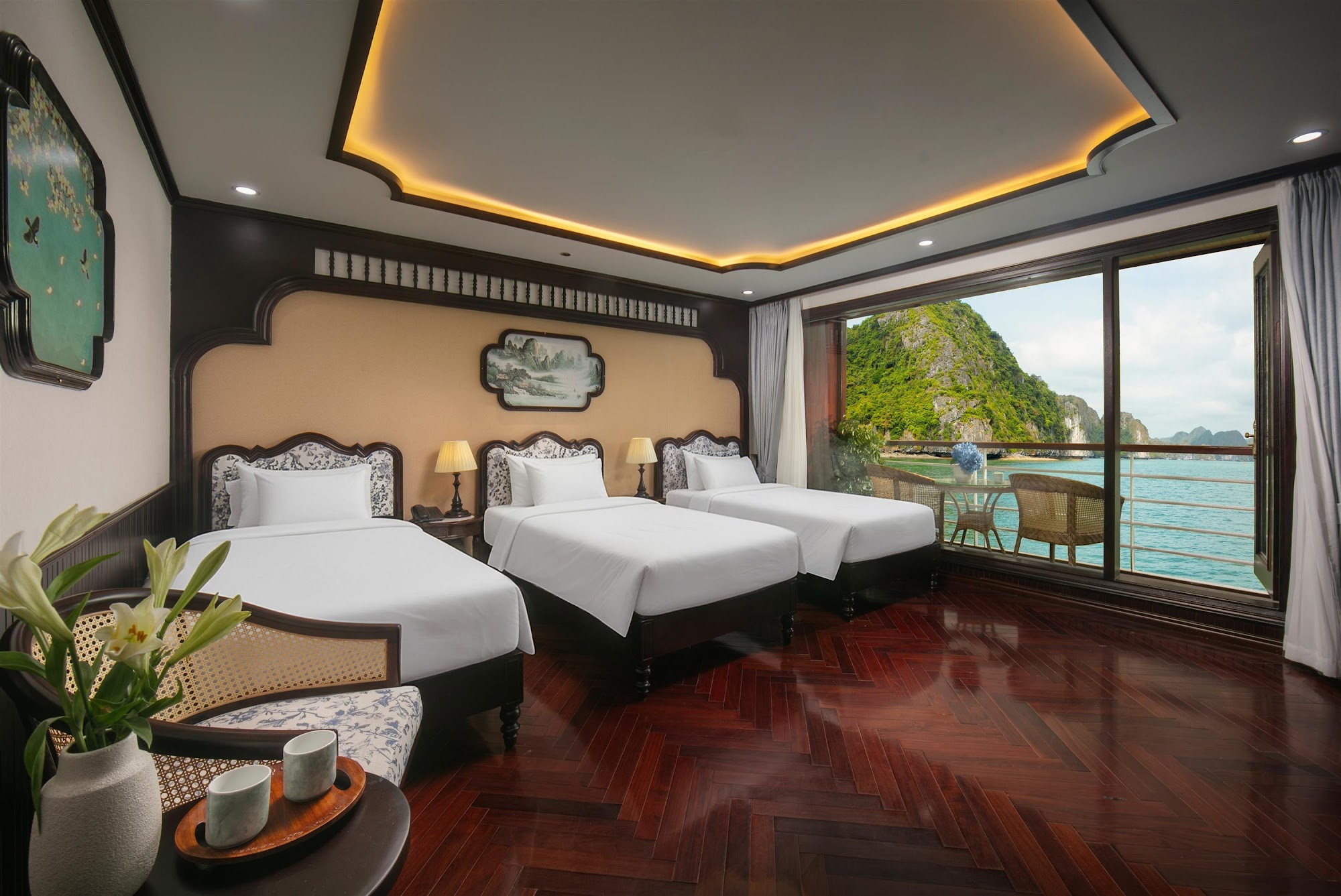 Du Yên Cruise - Du thuyền 5 , 5 sao ngủ đêm Vịnh hạ Long, Lan hạ