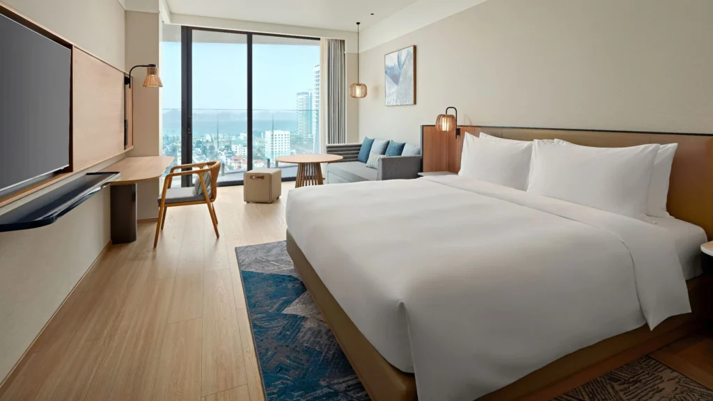 Phòng nghỉ khách sạn hyatt Hạ Long 5 sao, Bãi Cháy
