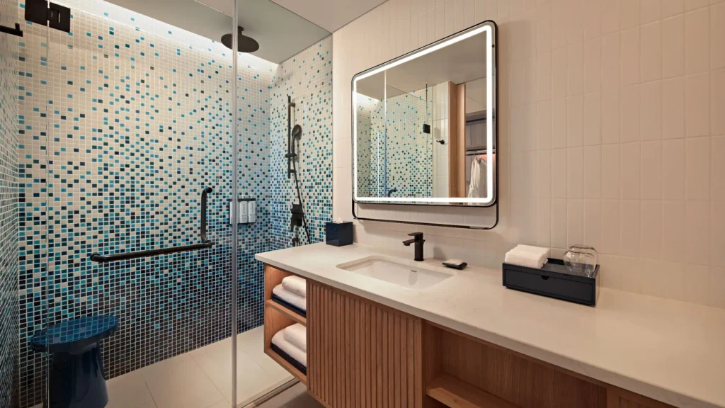 Phòng nghỉ khách sạn hyatt Hạ Long 5 sao, Bãi Cháy