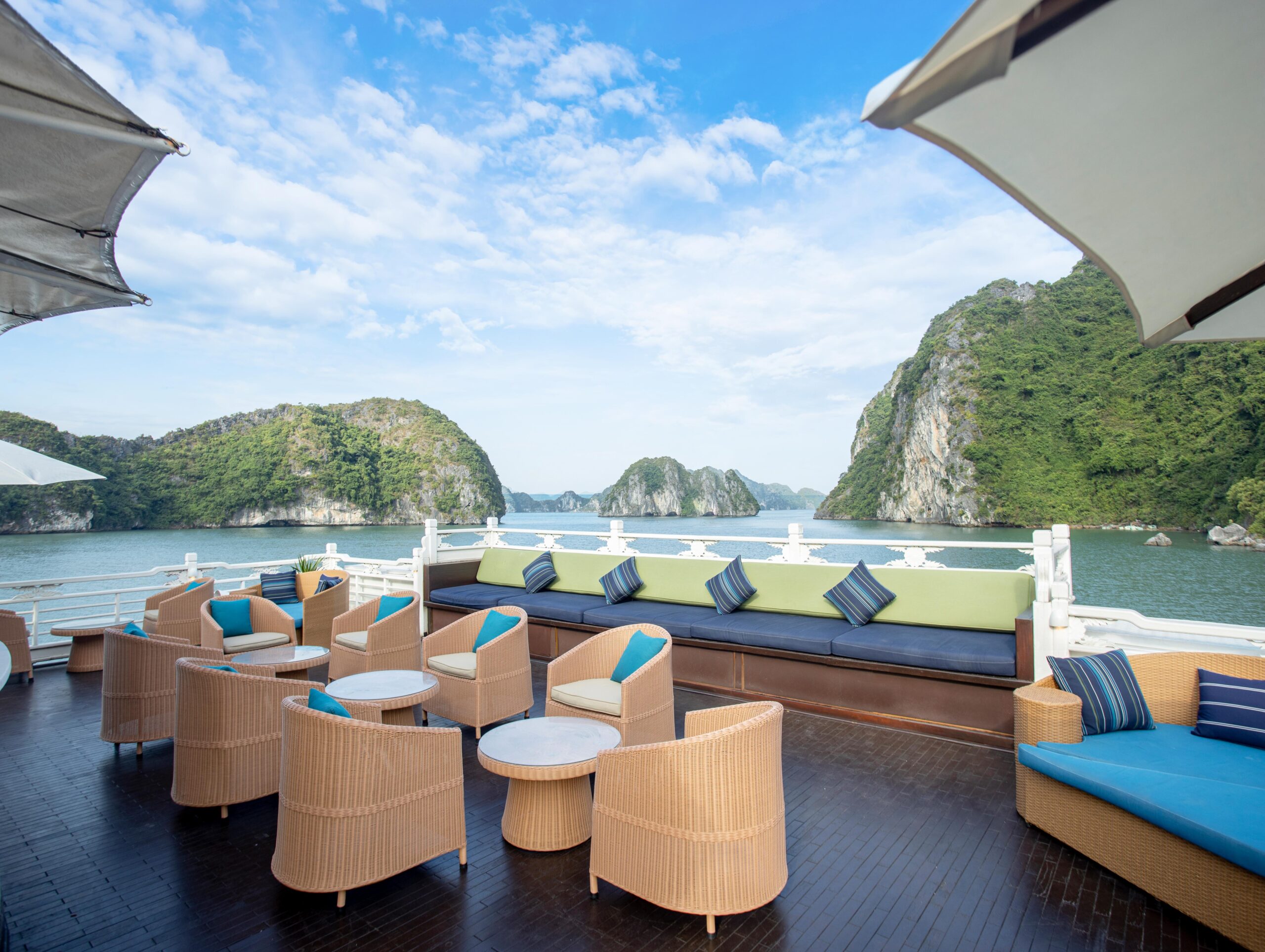 The Âu Cơ Cruise Ha Long Lan Ha