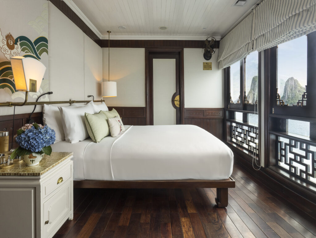 Tour Du thuyền Vịnh Hạ Long, Lan Hạ 2n1d, 3n2d