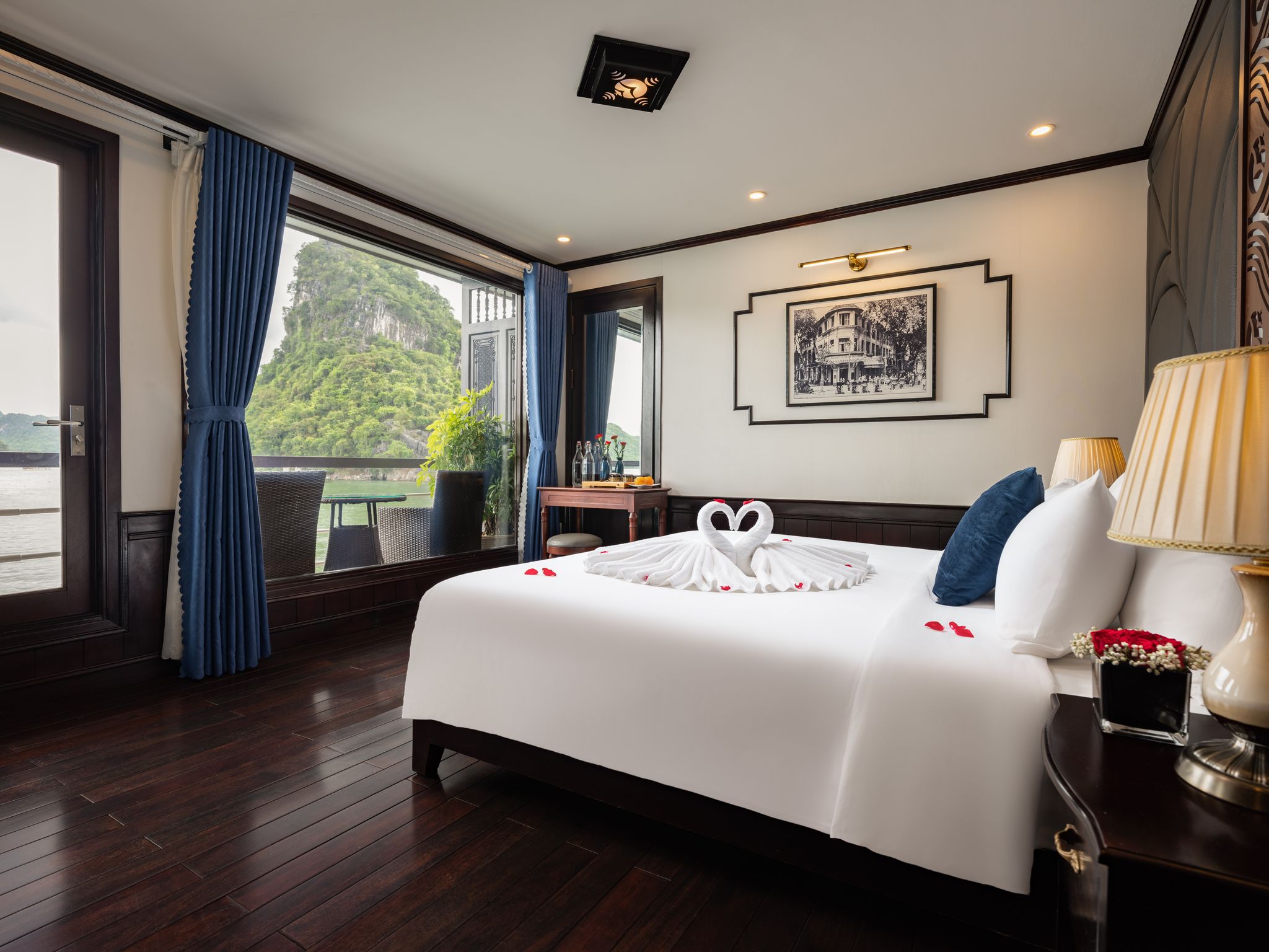 Le Jouney Elegance 5 star Cruise Lan Ha Bay
