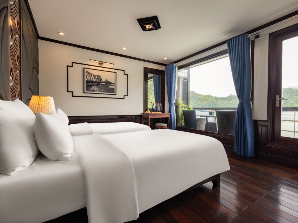 Du thuyền 5 sao ngủ đêm Vịnh Lan Hạ 2n1d, 3n2d: Le Jouney Elegance