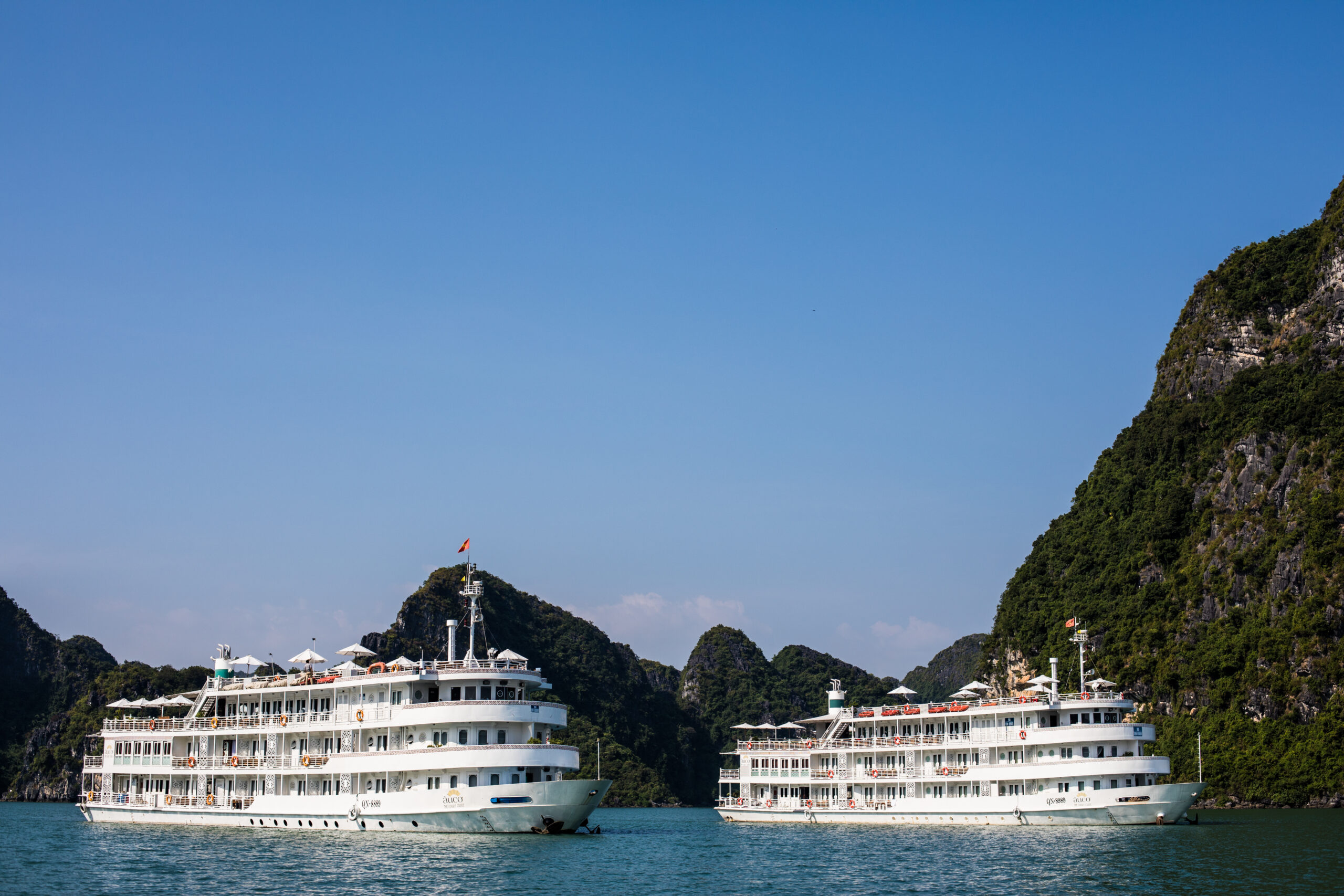 The Au Co cruise in Halong Bay (2)