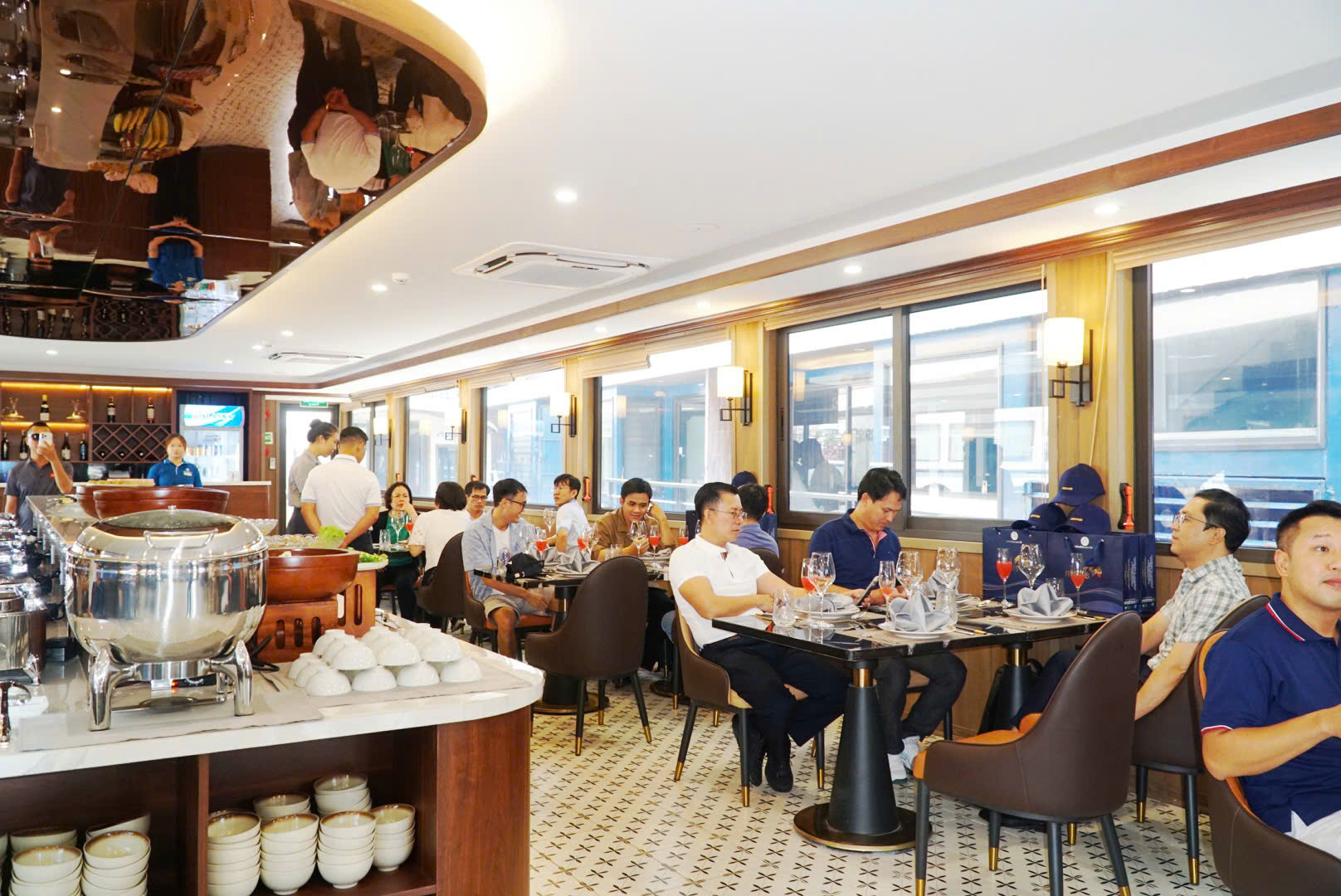 Halora Odyssea Lan Ha Bay 5 star cruise