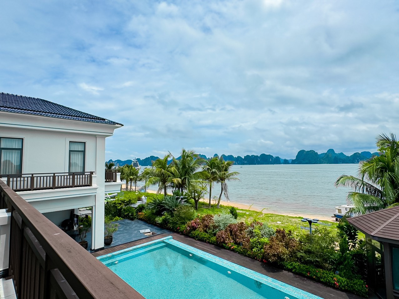 The One Villa 6PN đảo Tuần Châu, Quảng Ninh