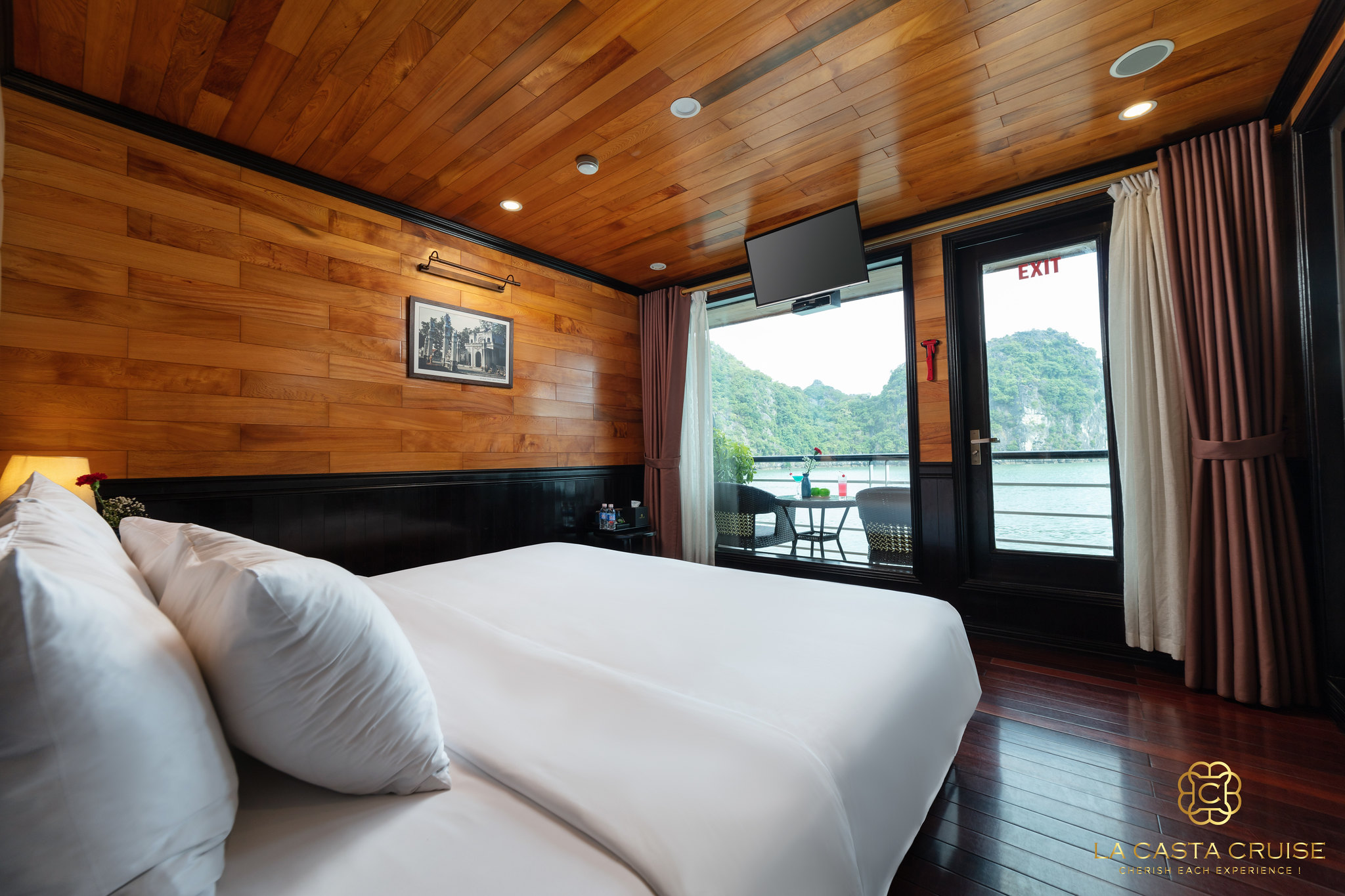 La Casta Cruise 5 star Lan Ha Overnight Du thuyền 5 sao tour vịnh Lan Hạ 2n1d, 3n2d: La Casta