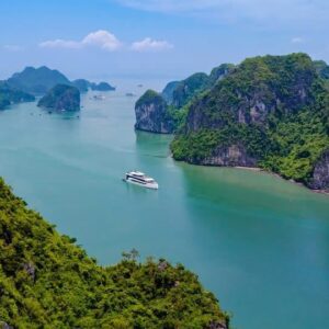 Du thuyền 5 sao cao cấp tour Vịnh Hạ Long trong ngày, tối: Icon Cruise