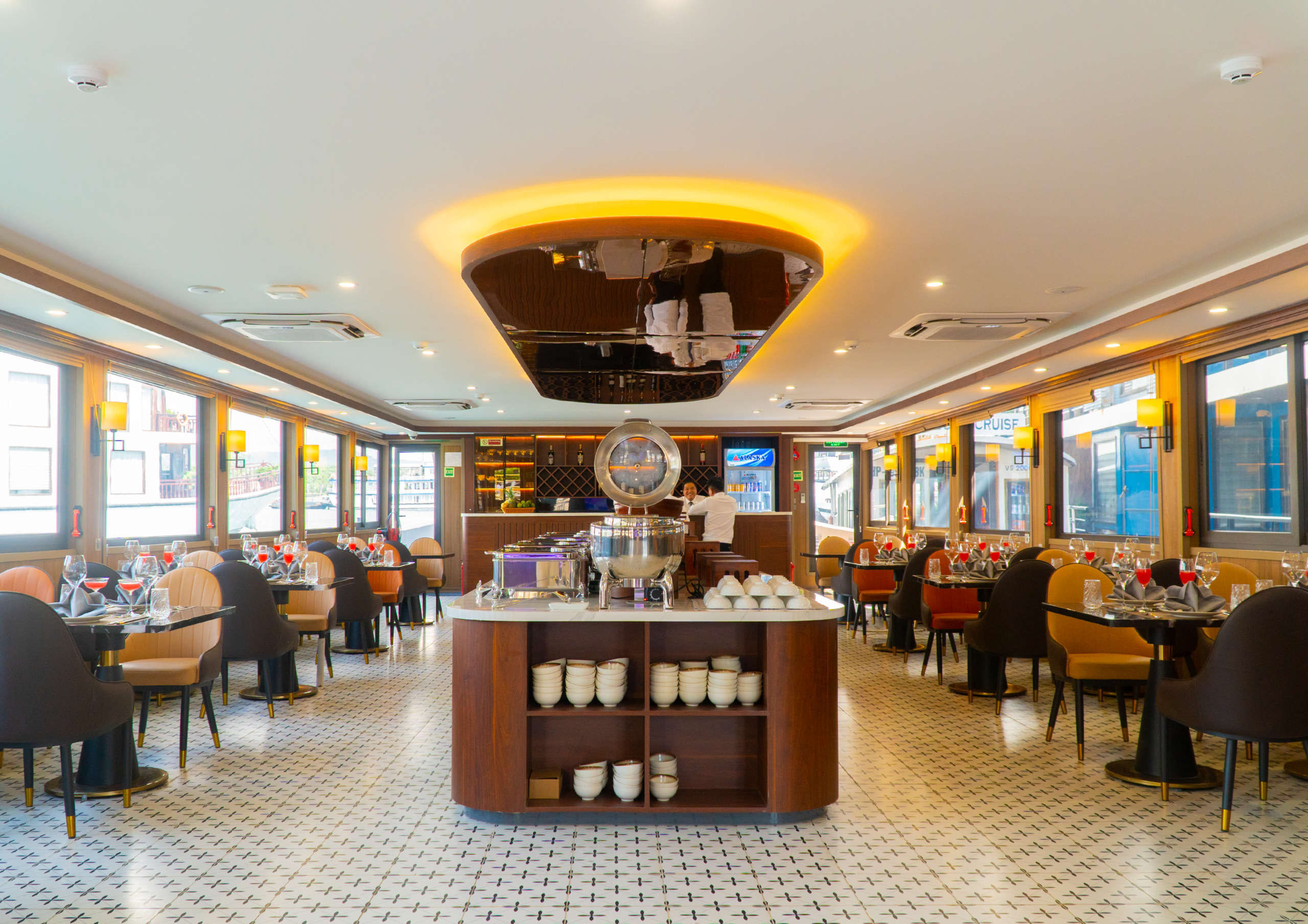 Halora Odyssea Lan Ha Bay 5 star cruise