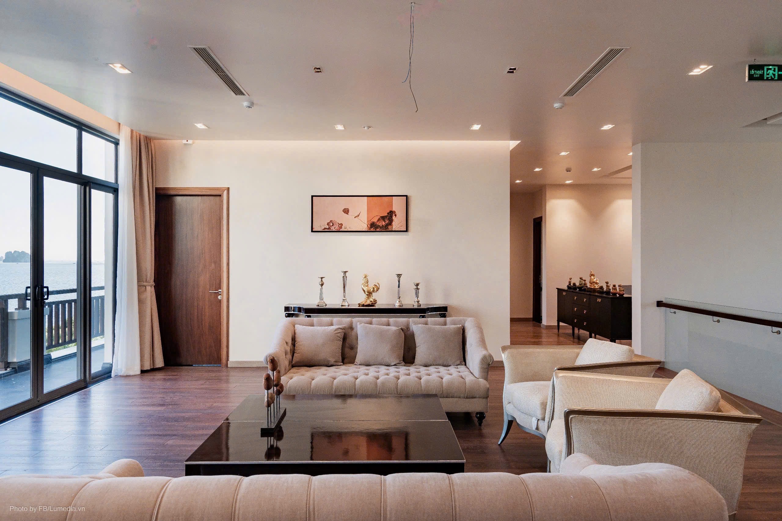 The One Villa 6PN đảo Tuần Châu, Quảng Ninh The One Villa, Villa 6 phòng ngủ view vịnh, bãi biển, bể bơi riêng, sân vườn
