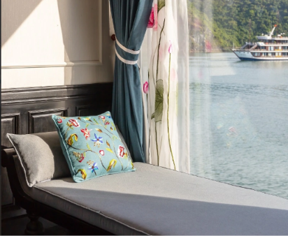 Du thuyền gỗ 5 sao tour Hạ Long Lan Hạ 2n1d, 3n2d: La Regina Grand Cruise