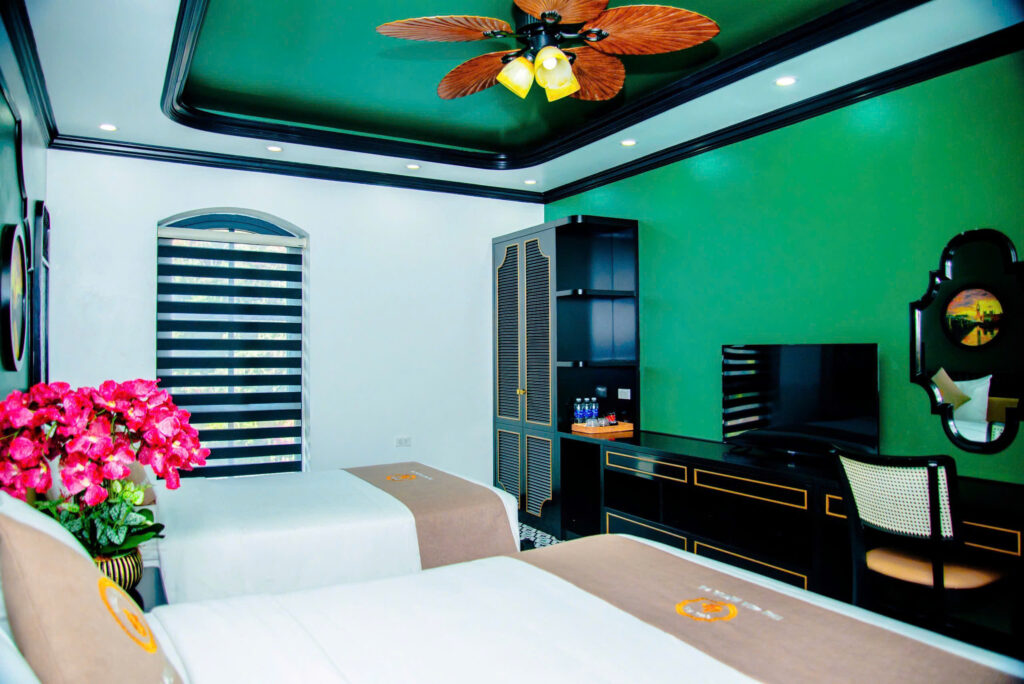 Khách sạn 3 sao gần biển Bãi Cháy - The Sea Hotel 14