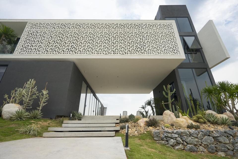S Hill Villa - villa bể bơi vô cực trung tâm đảo Tuần Châu, Quảng Ninh