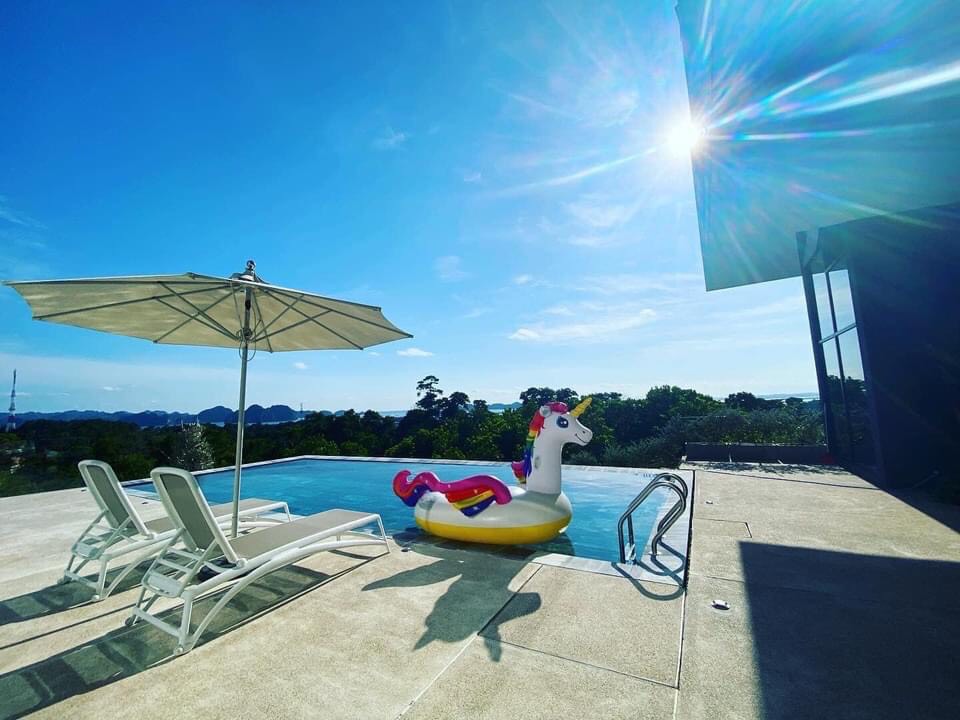 S Hill Villa - villa bể bơi vô cực trung tâm đảo Tuần Châu, Quảng Ninh