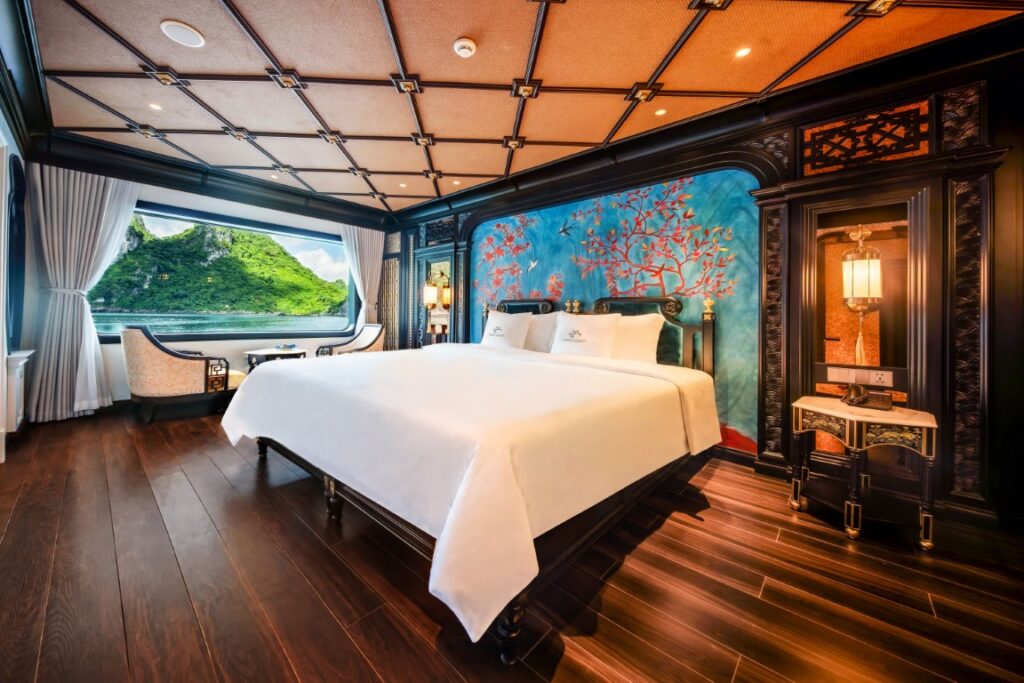 Du thuyền ngủ đêm 6 sao Vịnh Lan Hạ, Hạ Long: Orient Legacy